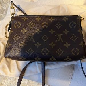 Monogram Louis Vuitton bag. Pallas clutch MNG noir bag